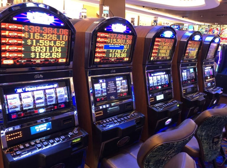 Jackpot Slots ကြီးမားသောဆုငွေများ